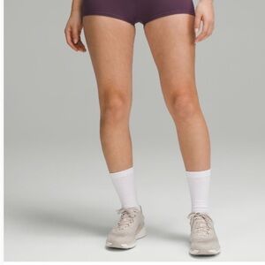 Lululemon Wunder Train shorts 2.5